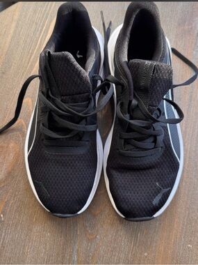 Puma Men’s Black Athletic Running Shoes with White Midsole